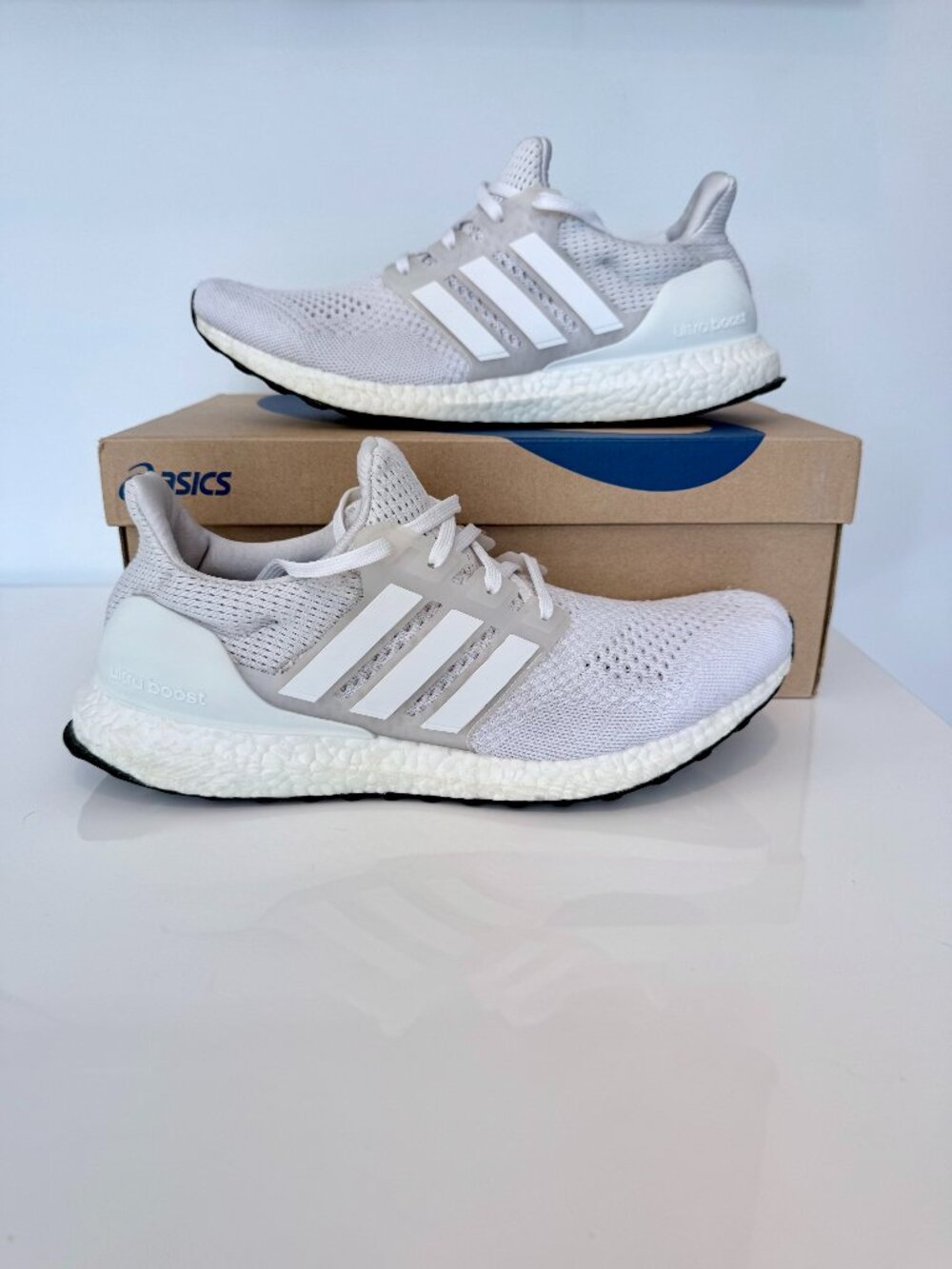 Adidas “Ultraboost 1.0” Running Shoe – Men’s Size 11.5 in White/Cream (NEW)